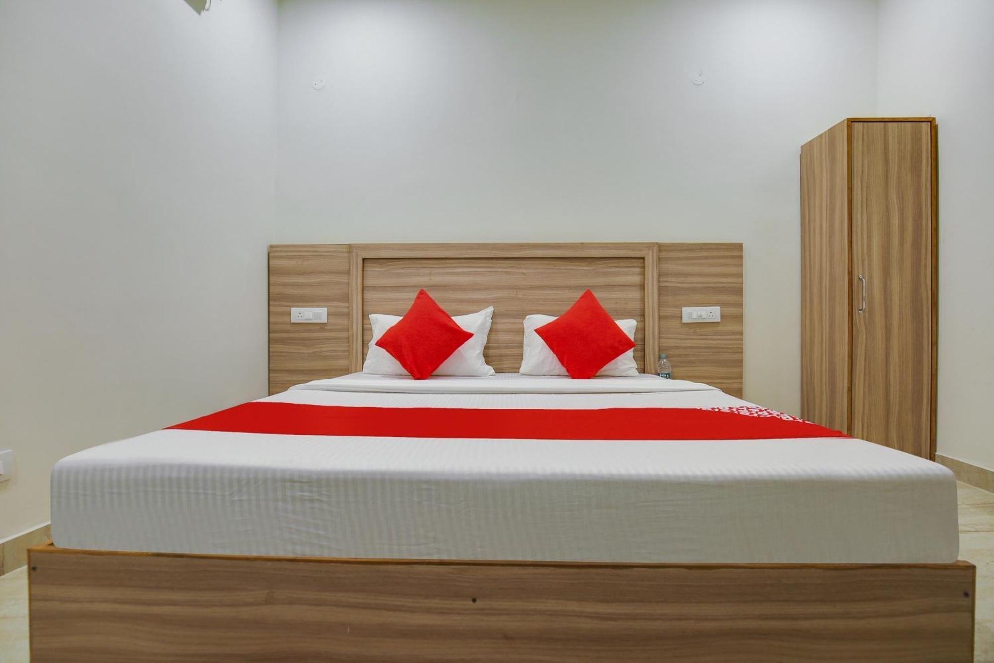 Flagship Hotel City Park Mohali 外观 照片