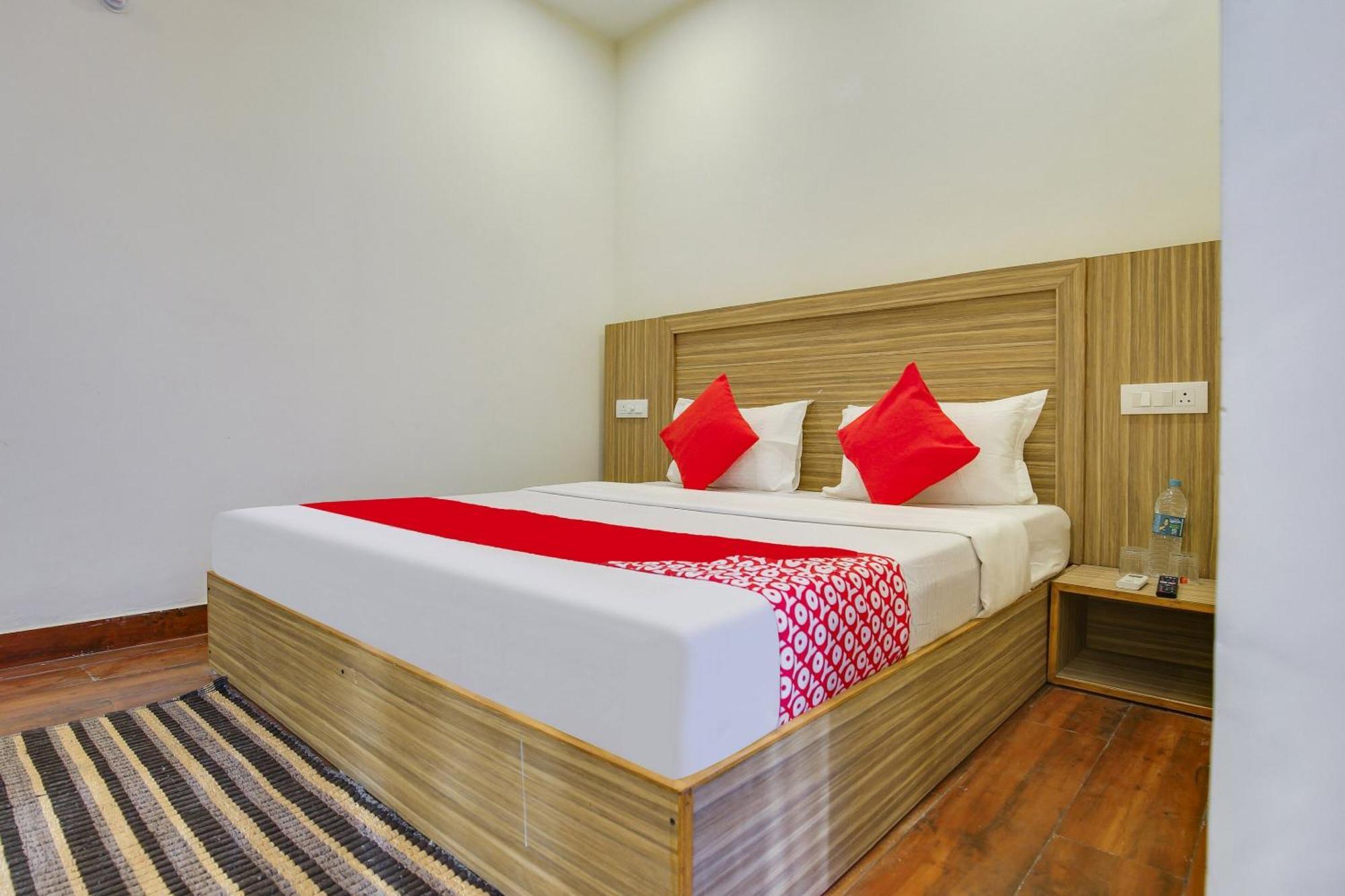 Flagship Hotel City Park Mohali 外观 照片